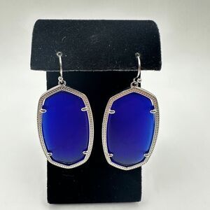 Never Worn Kendra Scott Danielle dangle earrings in Cobalt blue and Silver tone!